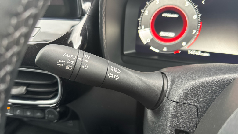 Nissan Juke 1.0 DiG-T Tekna 5dr Petrol Hatchback